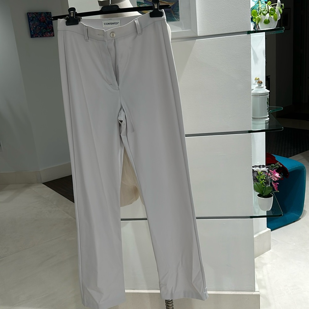 Light lilac pants